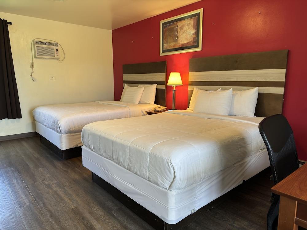 Holiday Motel Westfield photo 4