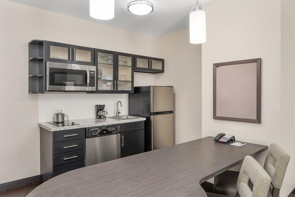 Candlewood Suites Newnan - Atlanta SW by IHG photo 9