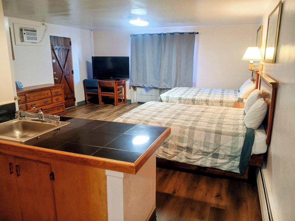 Sands Motel photo 8