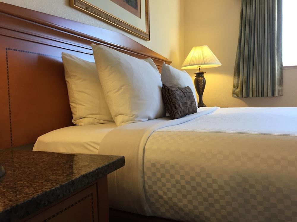 Parkview Inn Motel photo 42