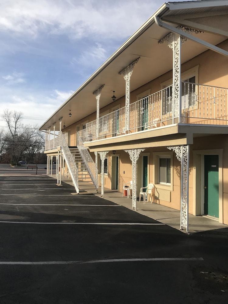 River Road Motel photo 28