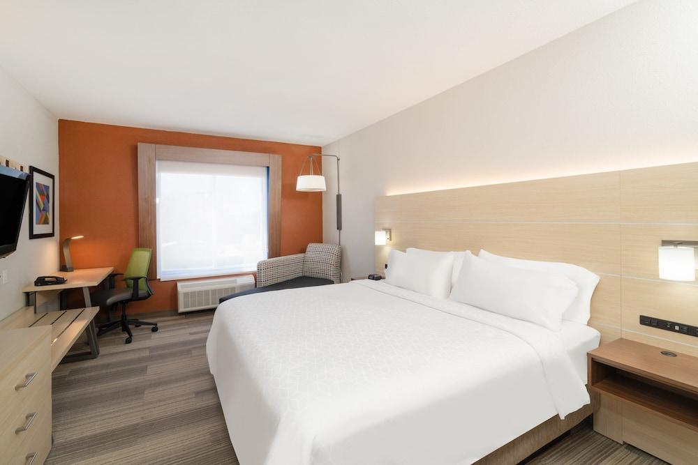 Holiday Inn Express Hotel & Suites Magee by IHG photo 13