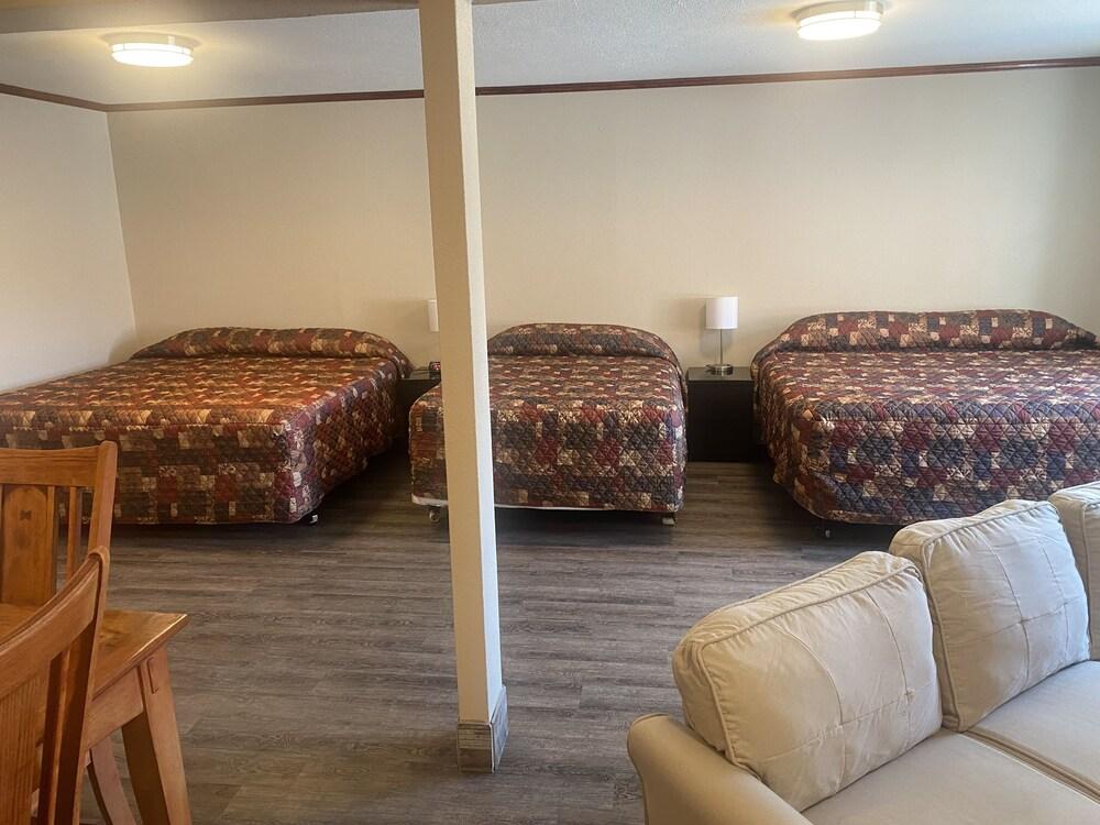 Heidis Inn Ilwaco photo 54