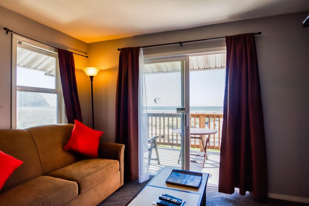 Inn at the Prom Oceanfront Seaside photo 24