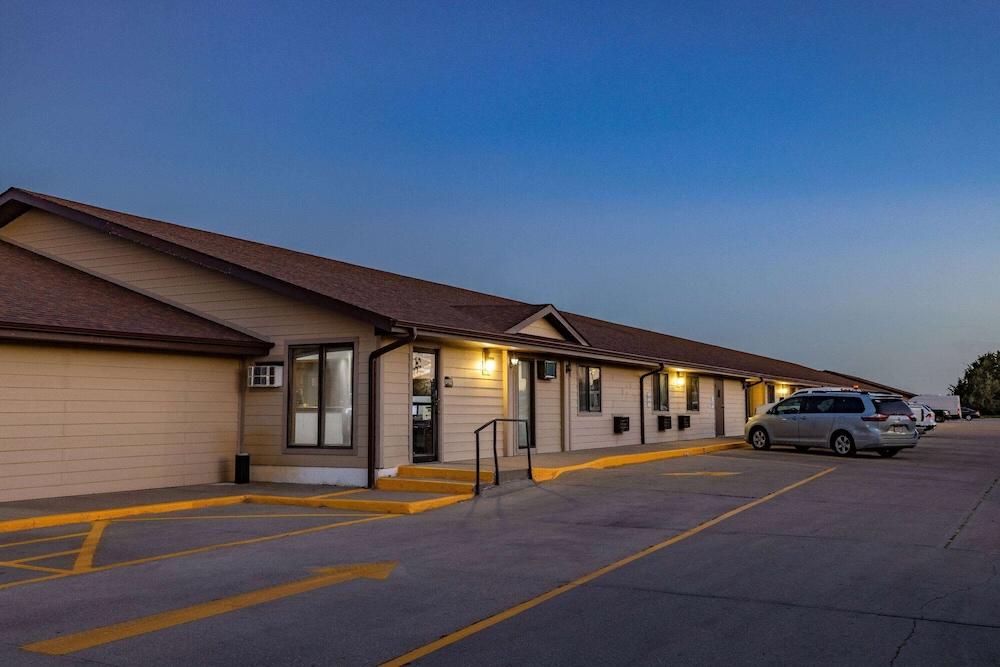 Super 8 by Wyndham Valentine NE photo 53