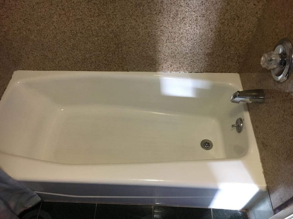 Budget Motel photo 23