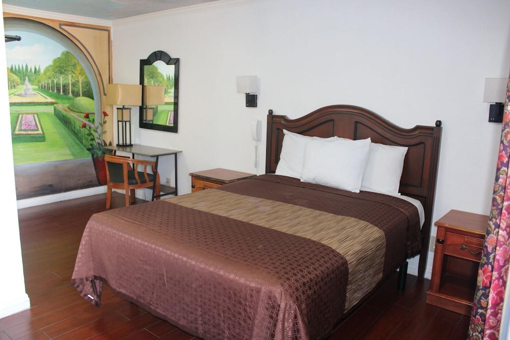 City Center Motel photo 6