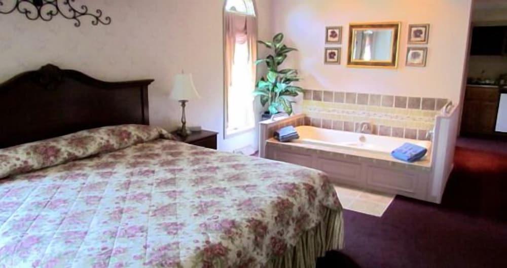 Smoketown Inn photo 7