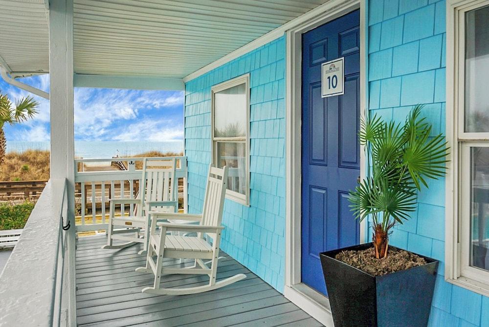 Boardwalk Inn photo 29