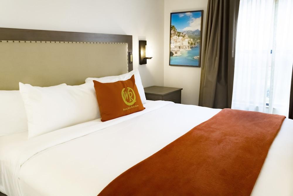 Westgate Flamingo Bay Resort photo 9