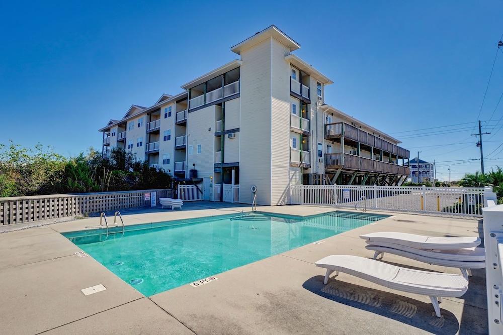 Tiffany's Motel & Condos photo 32