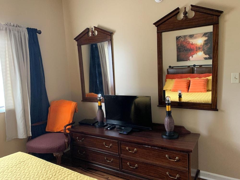 Laurel Inn Condominium photo 46