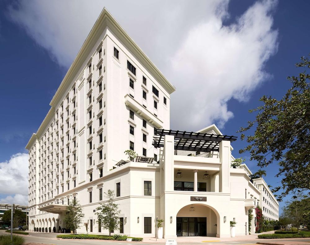 THesis Hotel Miami Coral Gables, Curio Collection by Hilton — hotel in Coral Gables