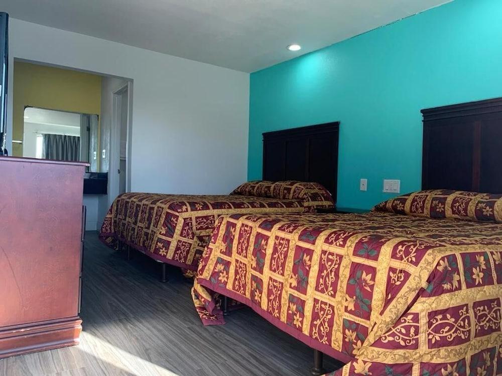Super 7 Inn by Hotel O Dallas I 20 photo 4