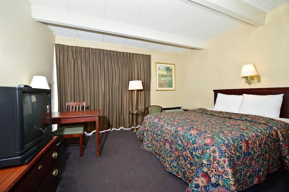 Americas Best Value Inn Phillipsburg photo 2