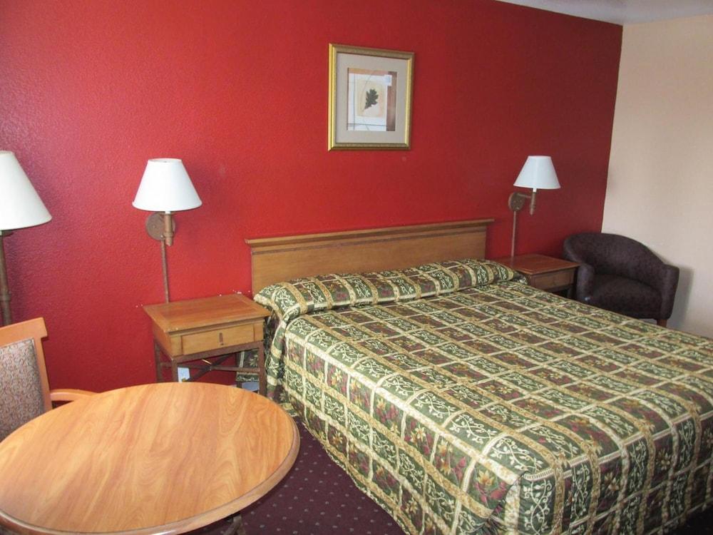 Escondido Lodge photo 14