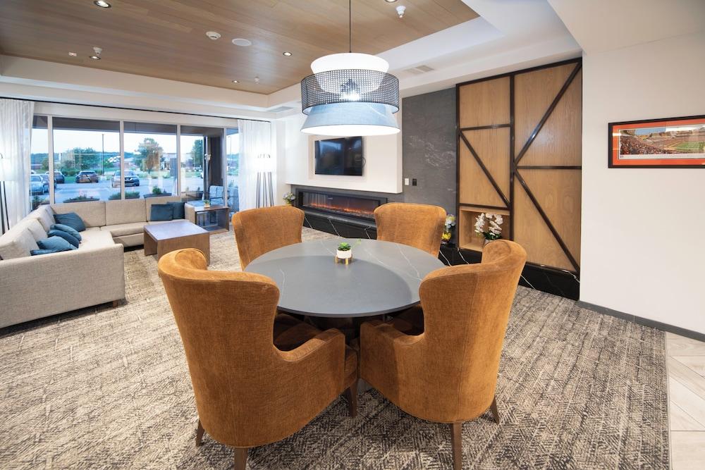 Staybridge Suites Cincinnati East Milford by IHG photo 48