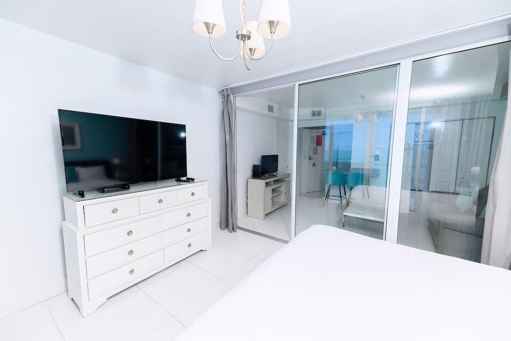 SeaStays Apartments photo 50