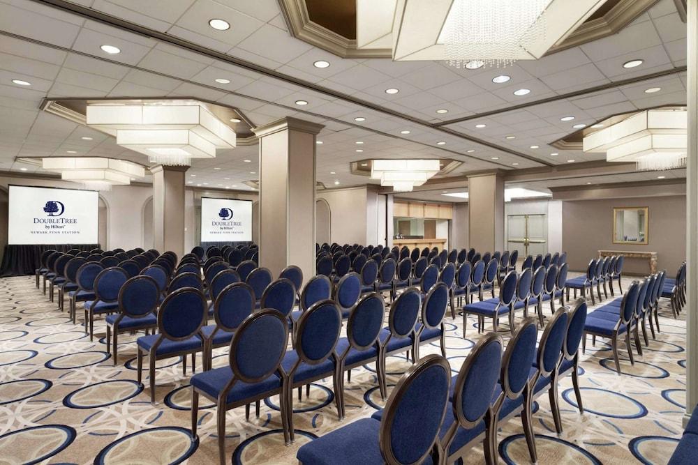 DoubleTree by Hilton Newark Penn Station photo 20