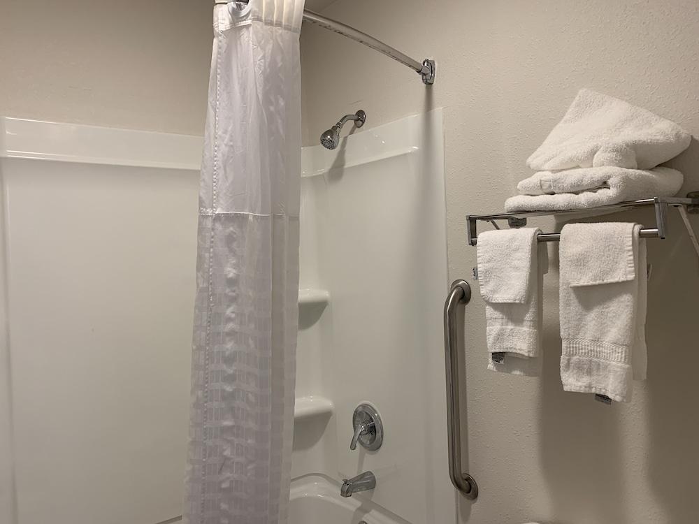 Econo Lodge Troy photo 14