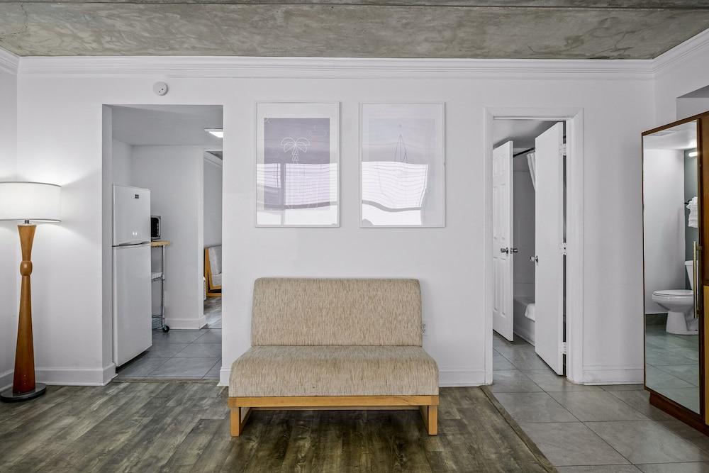The Beverley Beach House photo 77