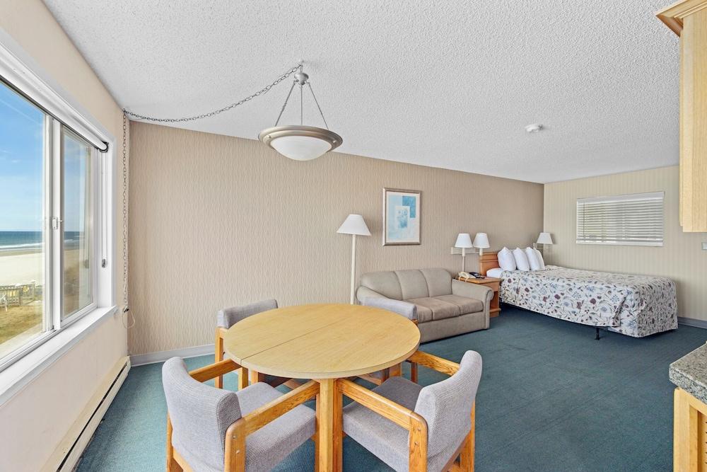 Rockaway Beach Resort photo 30