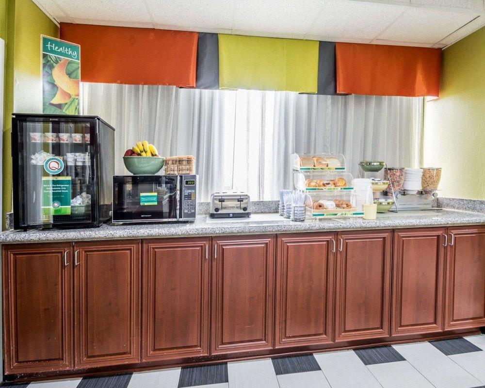 Quality Inn Prattville I-65 photo 24