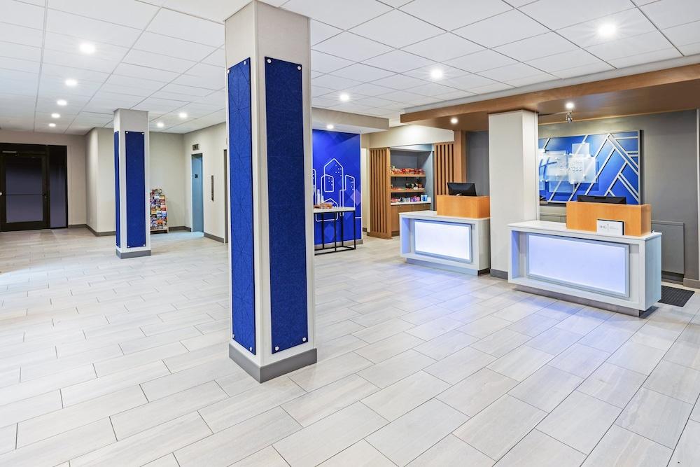 HI Express El Paso Downtown by IHG photo 10