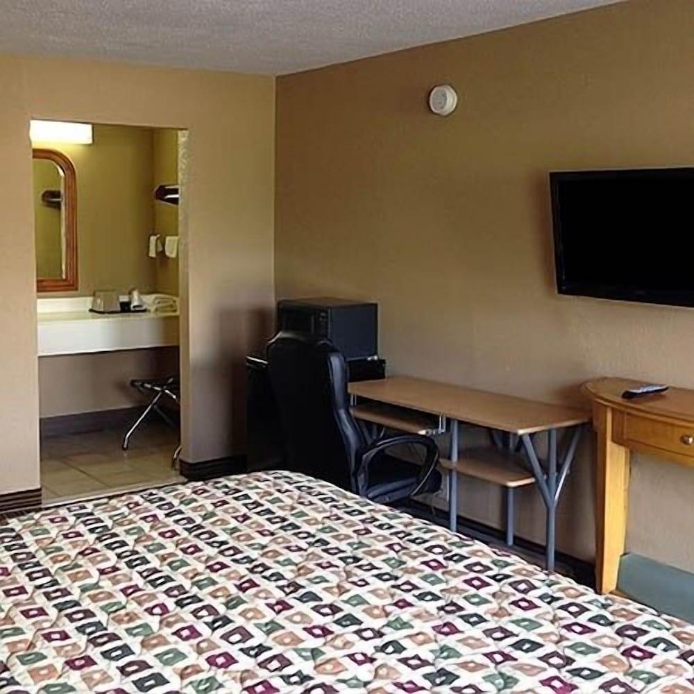 Country Inn Motel Vivian photo 14
