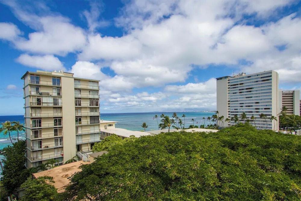 Diamond Head Beach Hotel photo 6