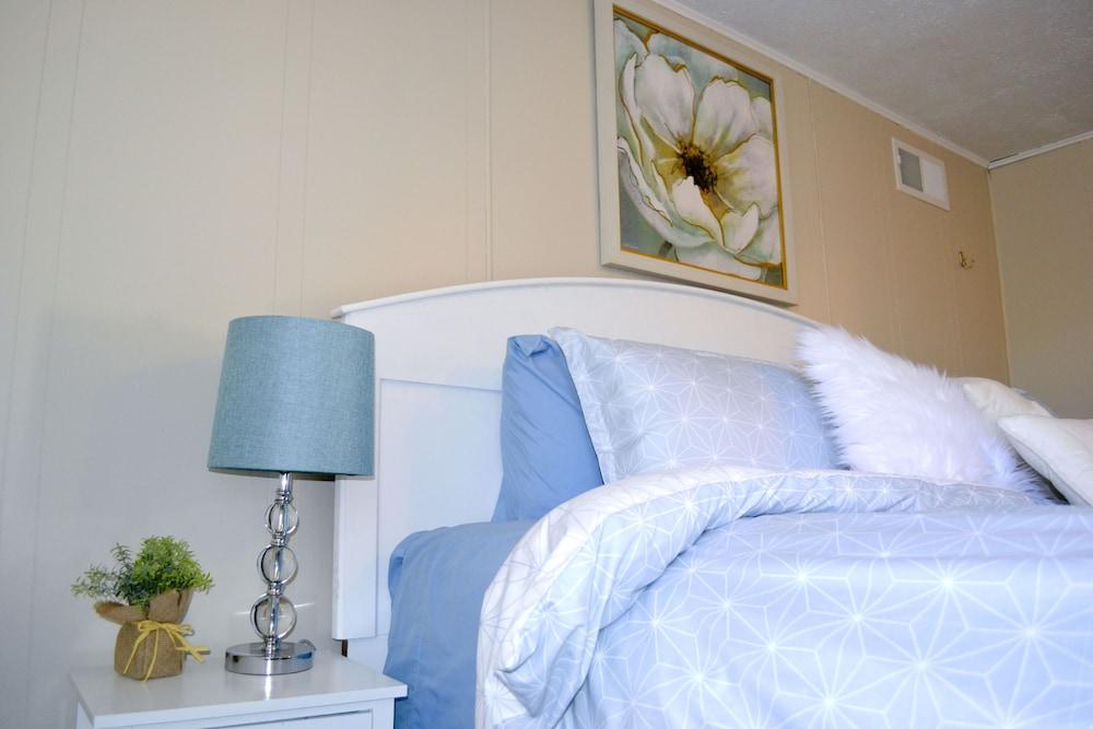 Whitehall Cottages photo 37