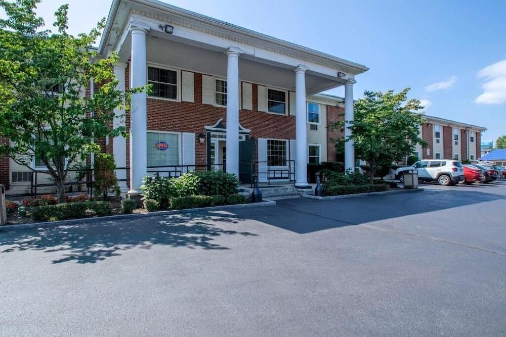 Charles River Inn photo 14
