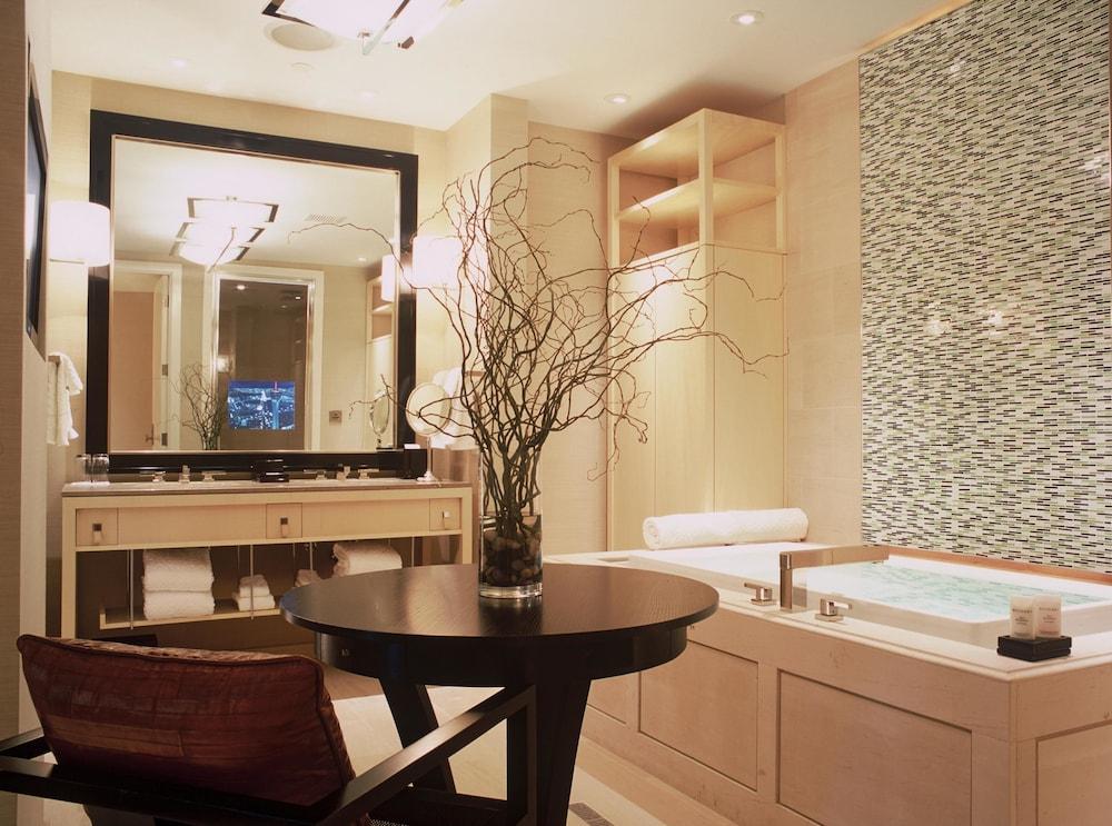 The SKYLOFTS at MGM Grand photo 30