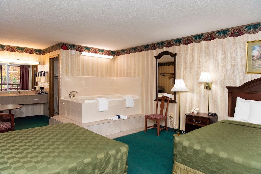 Ozarka Lodge photo 25