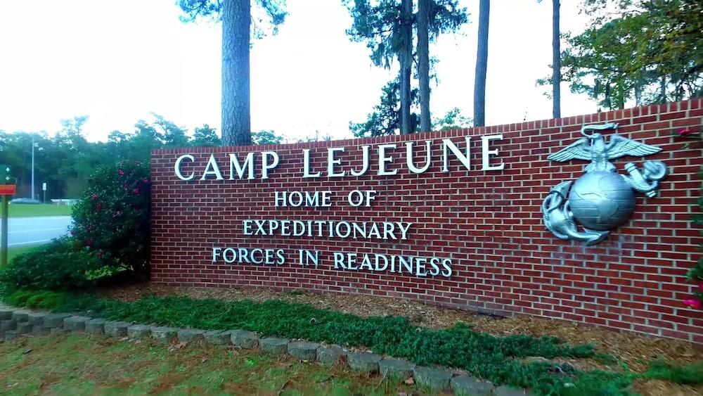 Holiday Inn Express & Suites Jacksonville Camp Lejeune Area by IHG photo 25