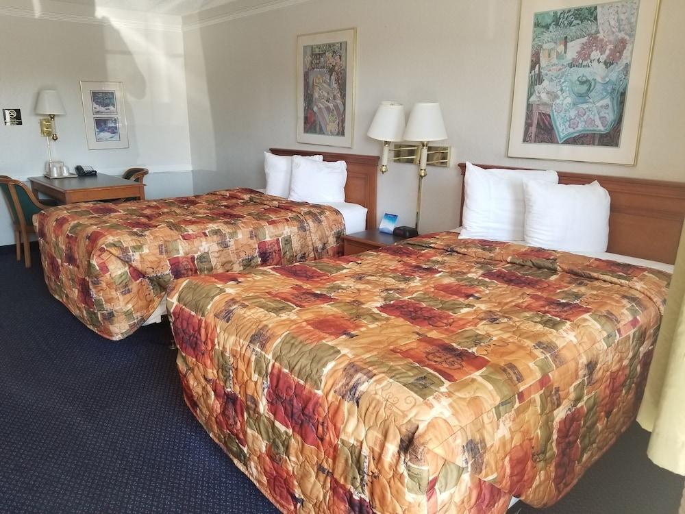 Horizon Inn & Suites photo 7