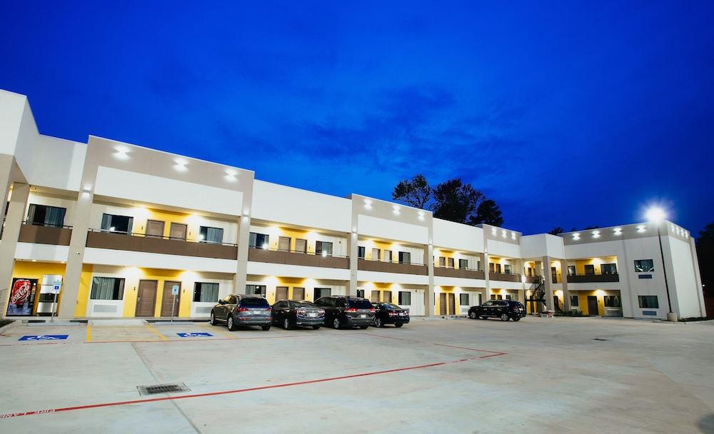 Palace Inn Airtex photo 4