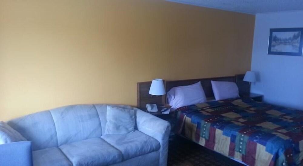XIT Ranch Motel photo 7