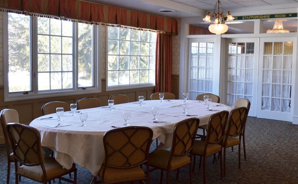 Stafford's Bay View Inn photo 35
