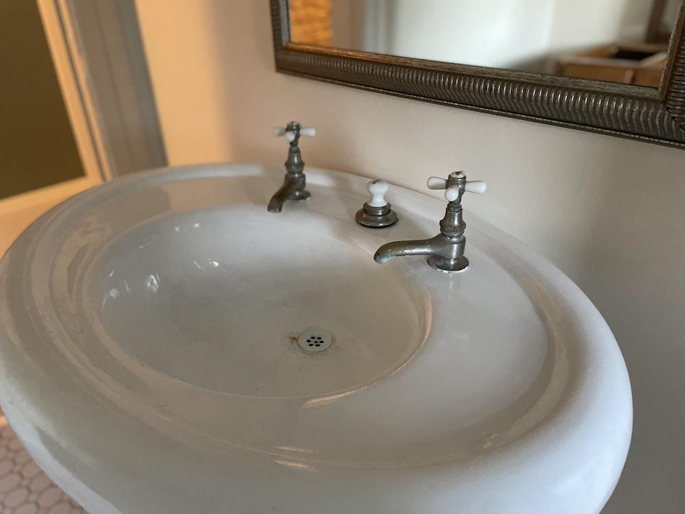 Offutt Manor photo 32