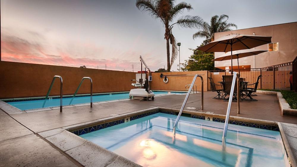 Best Western Los Alamitos Inn & Suites photo 30
