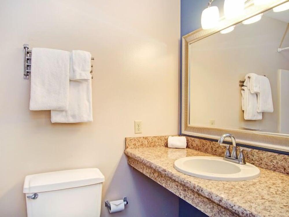 Rockledge Rooms and Rentals photo 4