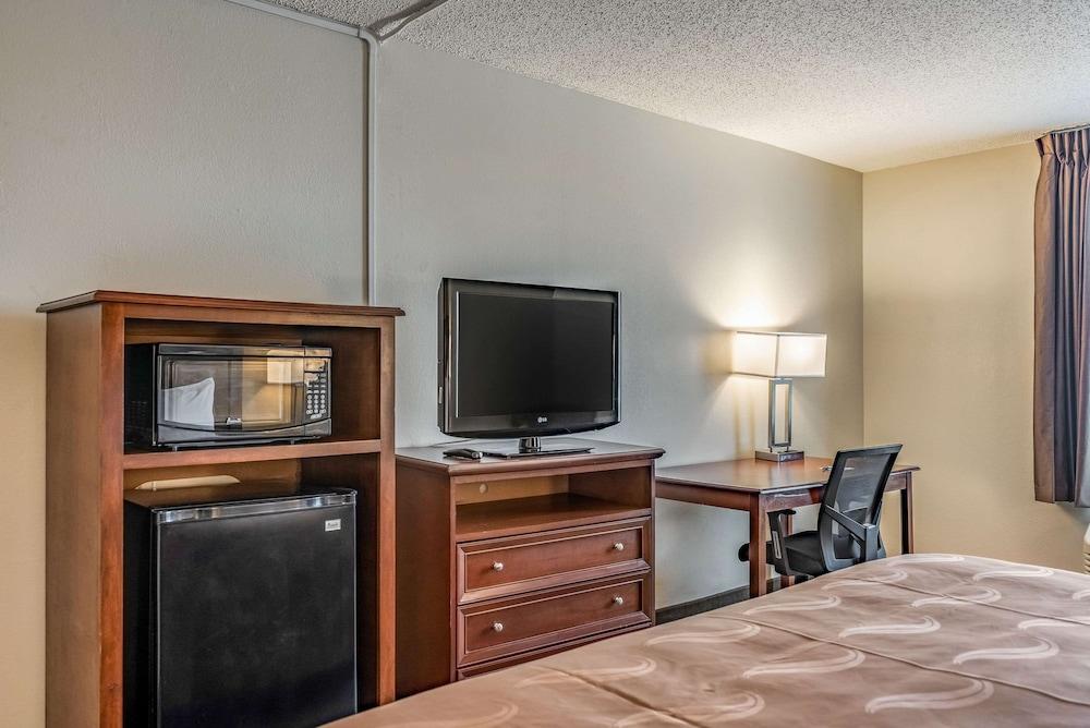 Quality Inn Bucyrus North photo 8