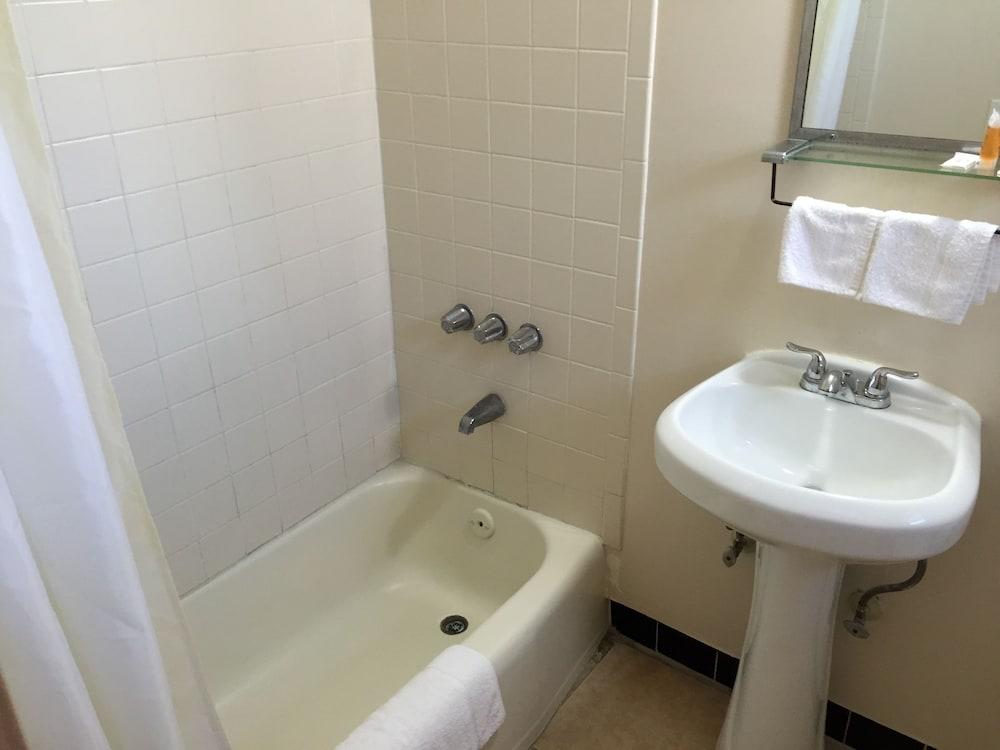 Withlacoochee Motel photo 10
