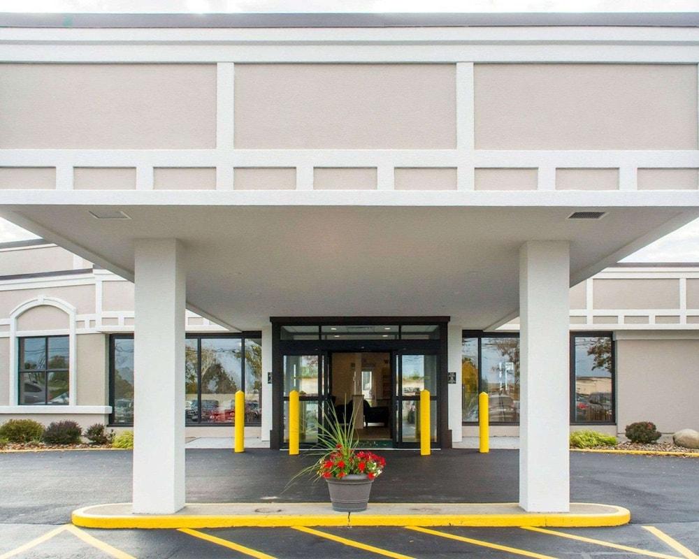 Quality Inn Geneseo photo 49
