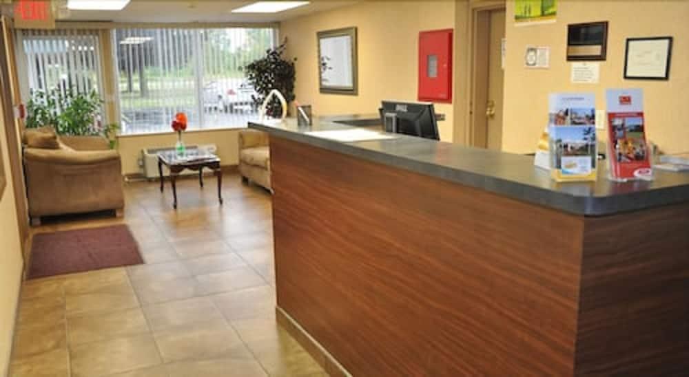 Airport Inn Flint photo 1
