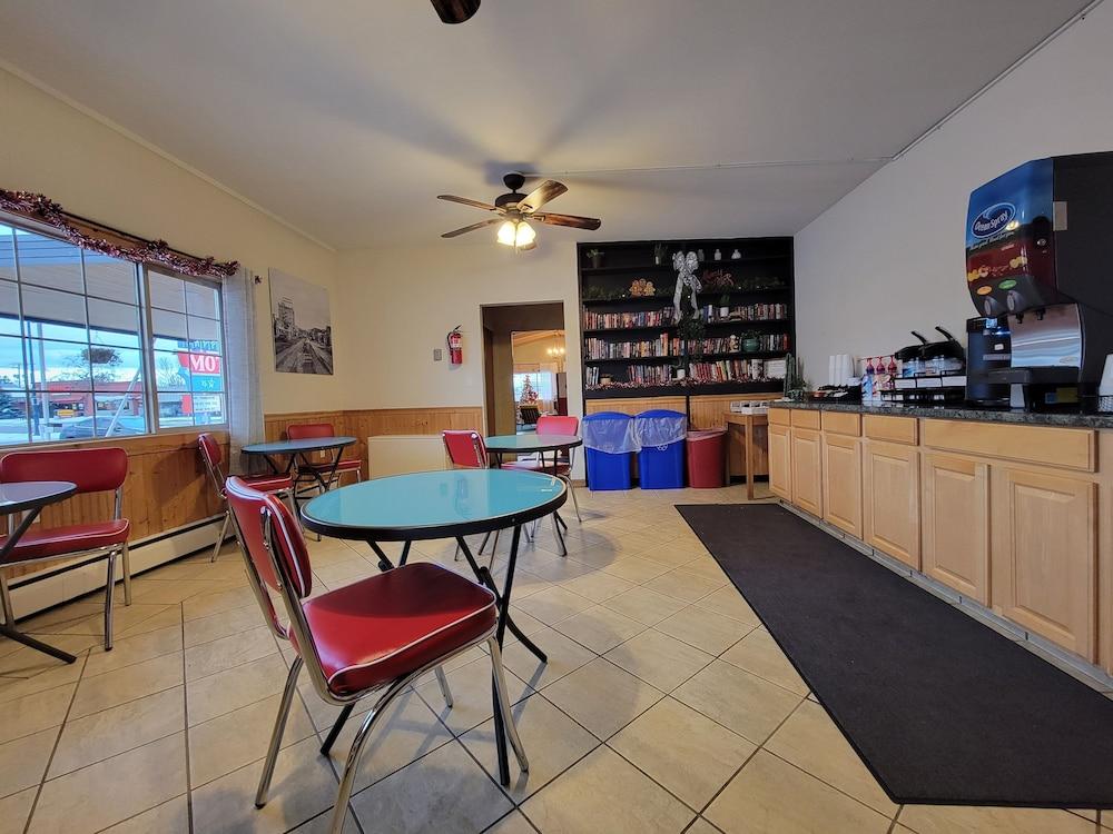 The Sapphire Motel photo 62