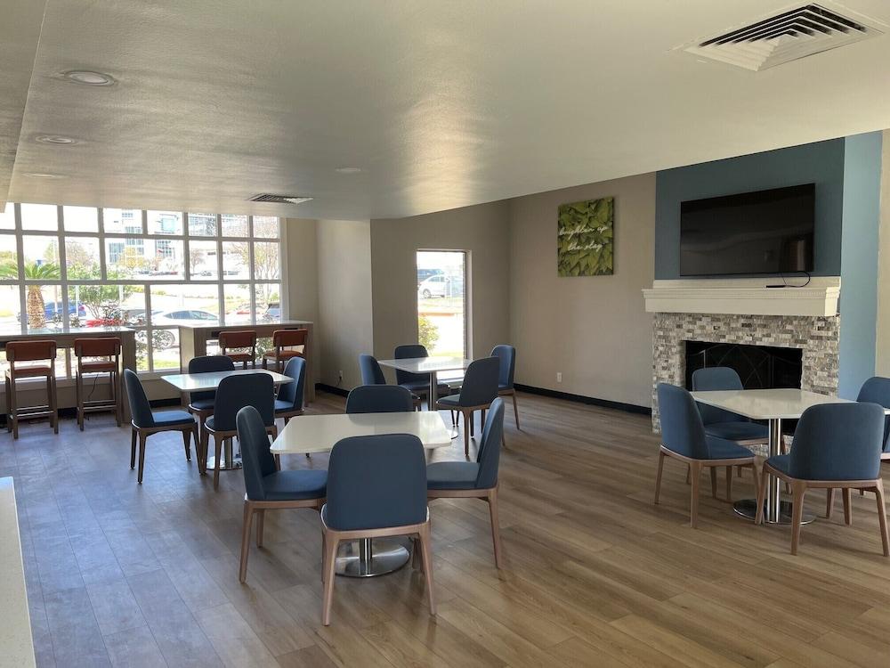 Park Inn by Radisson photo 23