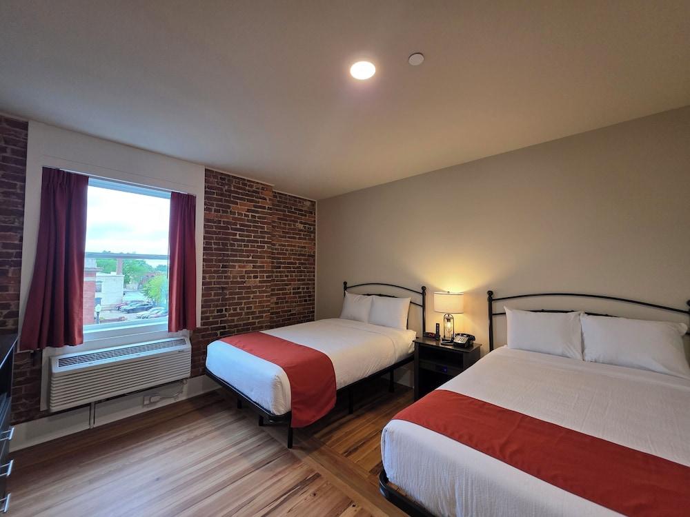 Historic Griffin Hotel photo 14