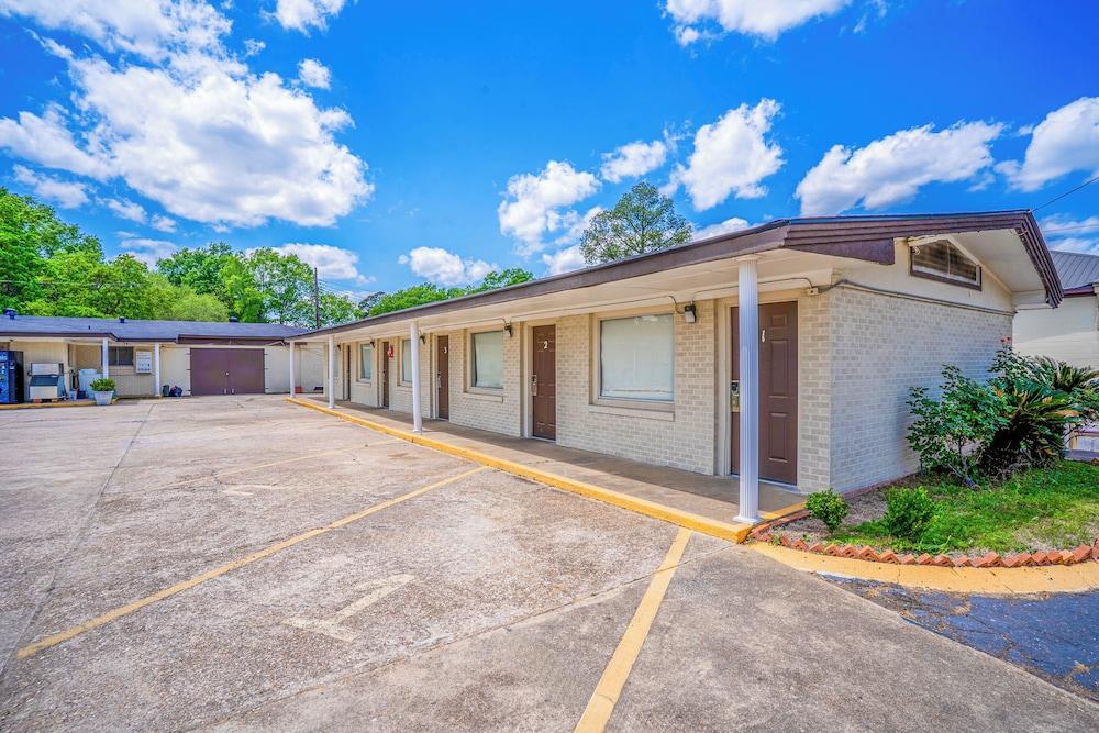 Cypress Inn Motel By OYO West Monroe I-20 photo 32